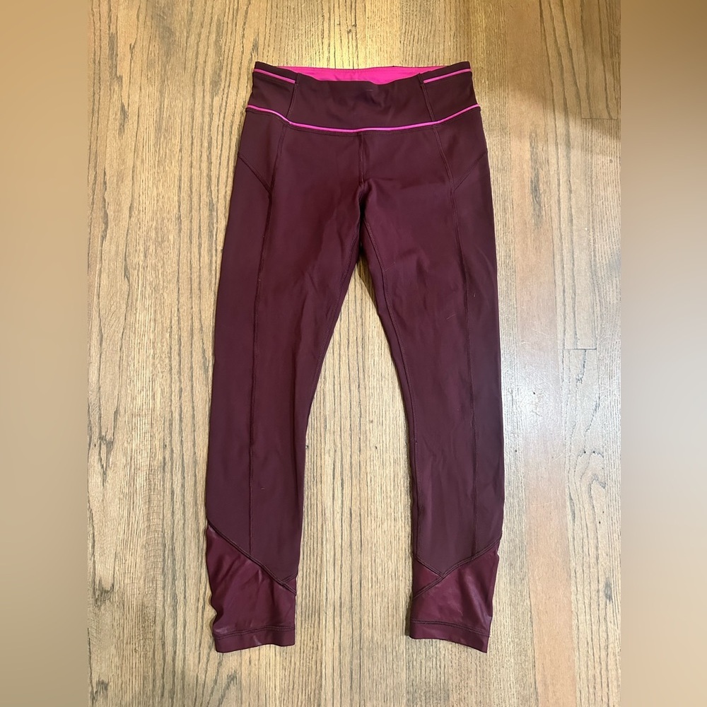 Lululemon Pace Queen Tights-Bordeaux Drama-Size 6